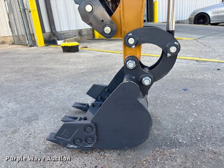 image for item EU7486 2025 SDLaunch IRE20 mini excavator
