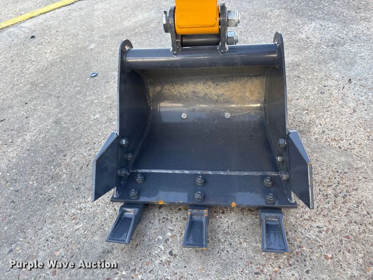 image for item EU7486 2025 SDLaunch IRE20 mini excavator