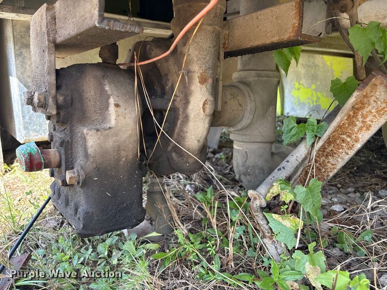 image for item EU7499 Emergency One pumper truck bed