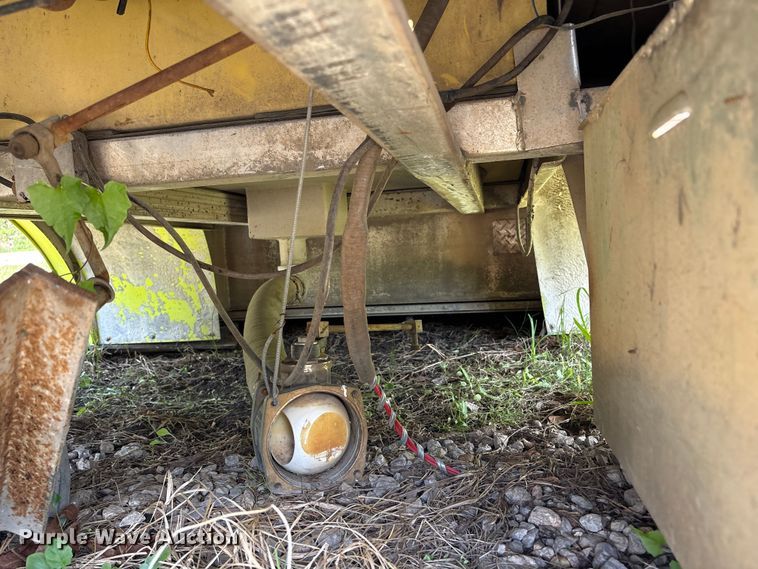 image for item EU7499 Emergency One pumper truck bed