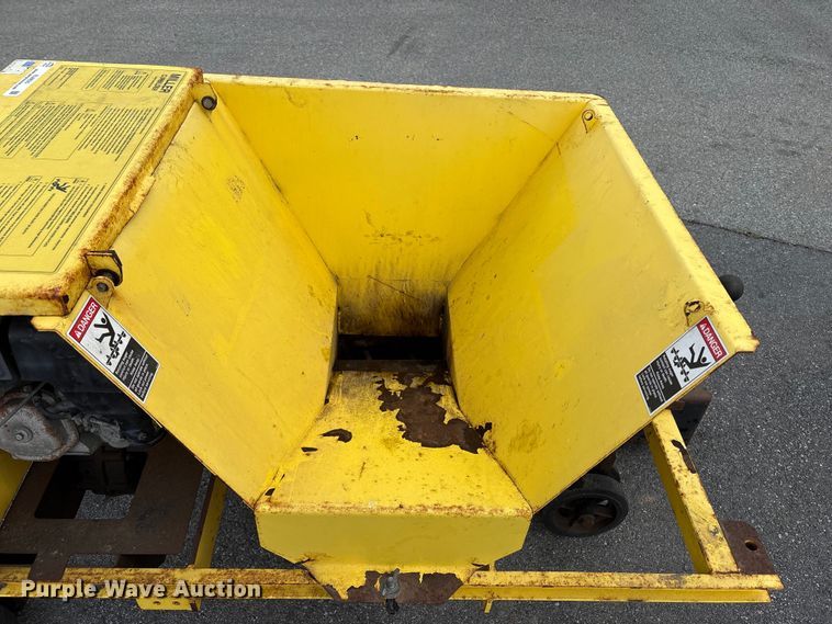 image for item EU8625 Miller MC 550 curb machine