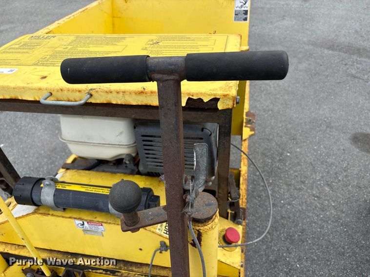 image for item EU8625 Miller MC 550 curb machine