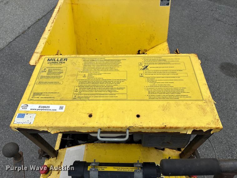 image for item EU8625 Miller MC 550 curb machine