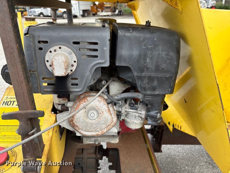 image for item EU8625 Miller MC 550 curb machine