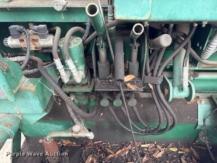 image for item EU8627 Layton F-525 paver