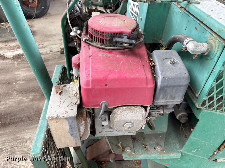 image for item EU8627 Layton F-525 paver