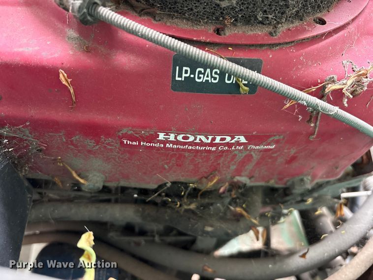 image for item EU8627 Layton F-525 paver