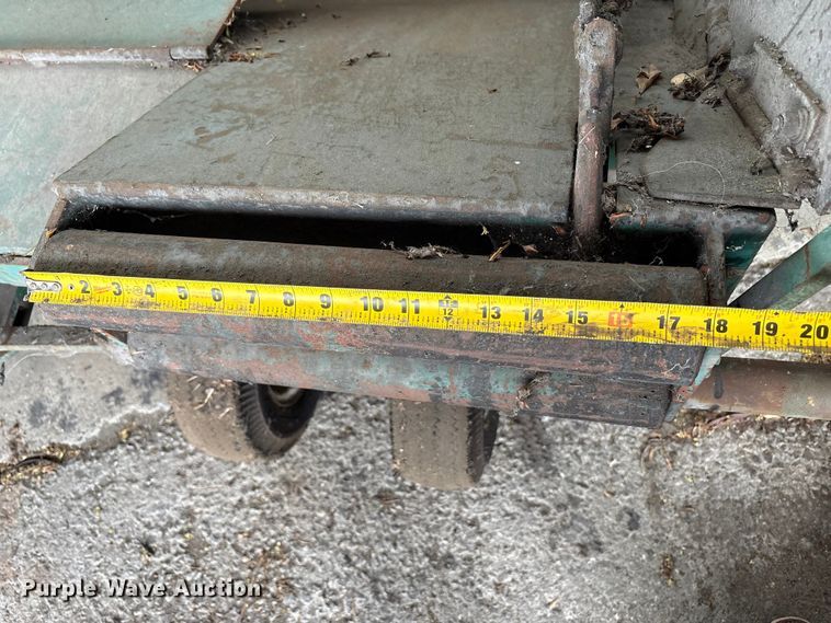 image for item EU8627 Layton F-525 paver