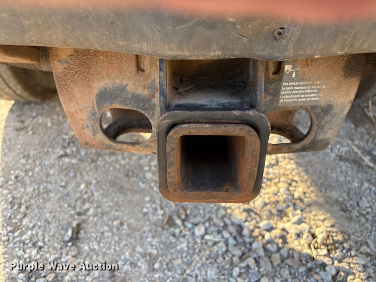 image for item EV2752 2013 Chevrolet Silverado 2500HD Crew Cab pickup truck