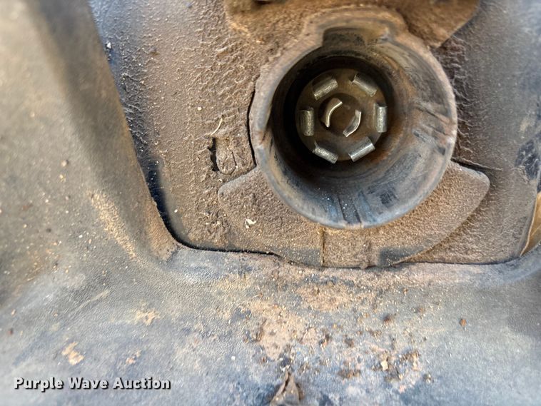 image for item EV2752 2013 Chevrolet Silverado 2500HD Crew Cab pickup truck