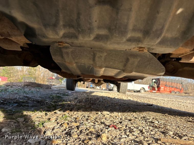 image for item EV2752 2013 Chevrolet Silverado 2500HD Crew Cab pickup truck