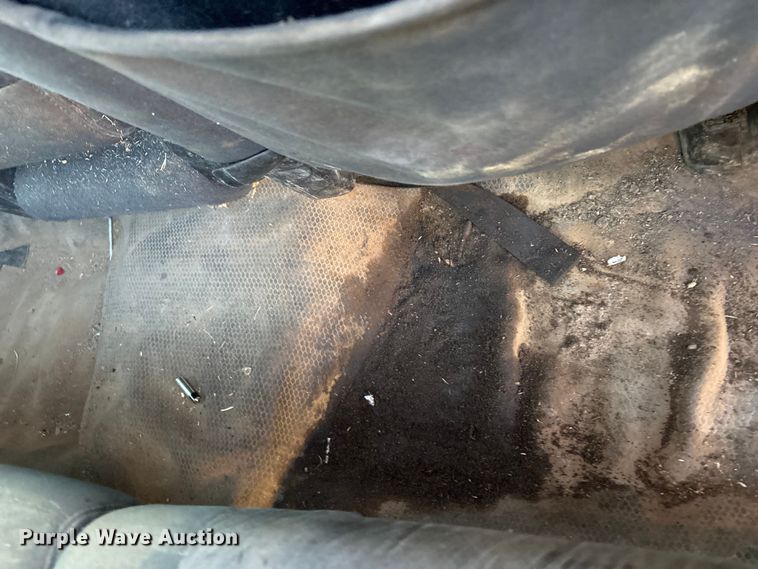 image for item EV2752 2013 Chevrolet Silverado 2500HD Crew Cab pickup truck