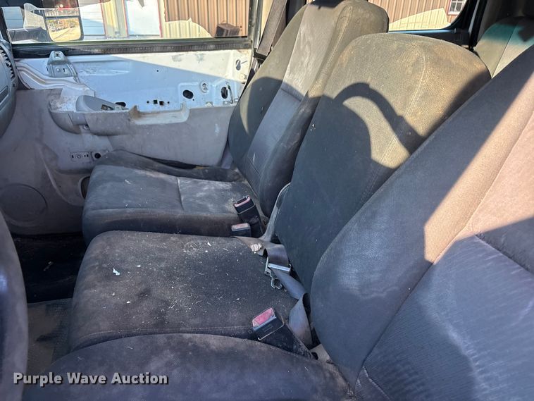 image for item EV2752 2013 Chevrolet Silverado 2500HD Crew Cab pickup truck