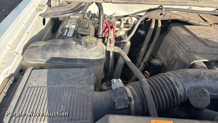 image for item EV2752 2013 Chevrolet Silverado 2500HD Crew Cab pickup truck