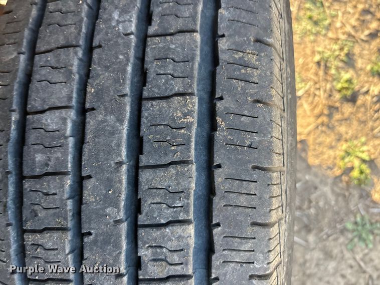 image for item EV2752 2013 Chevrolet Silverado 2500HD Crew Cab pickup truck