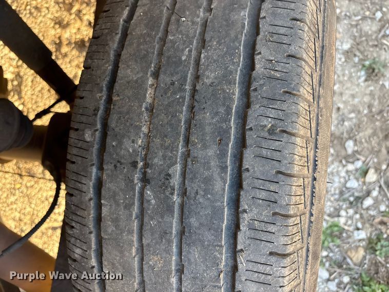 image for item EV2752 2013 Chevrolet Silverado 2500HD Crew Cab pickup truck