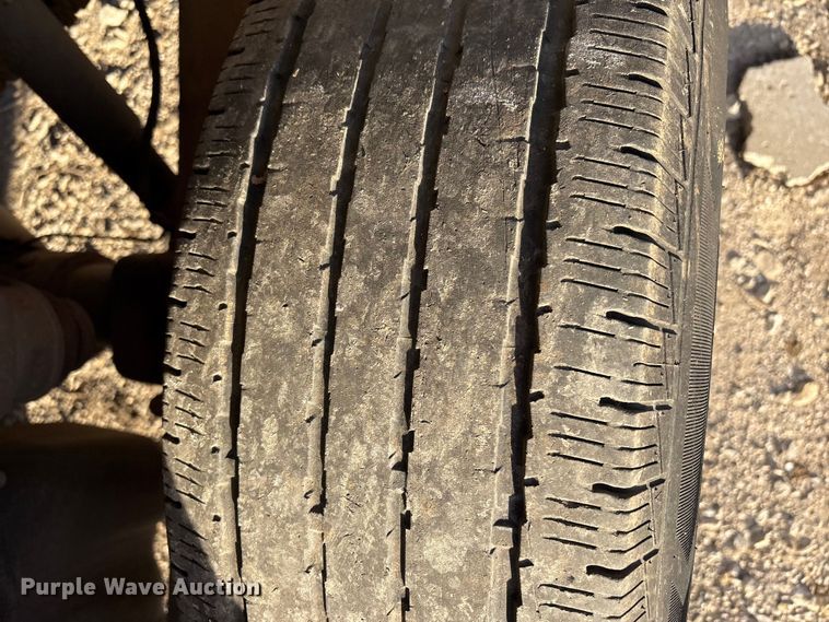 image for item EV2752 2013 Chevrolet Silverado 2500HD Crew Cab pickup truck