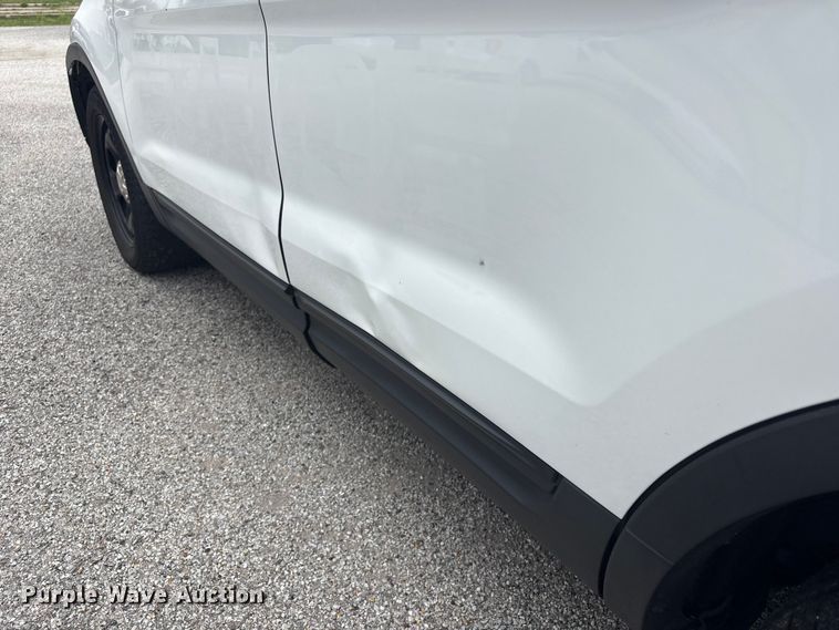image for item EV2901 2015 Ford Explorer Police SUV