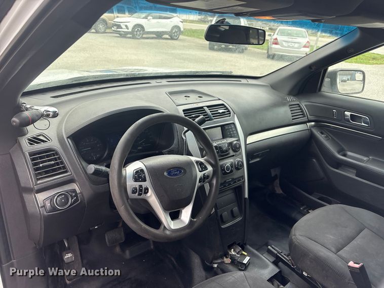 image for item EV2901 2015 Ford Explorer Police SUV