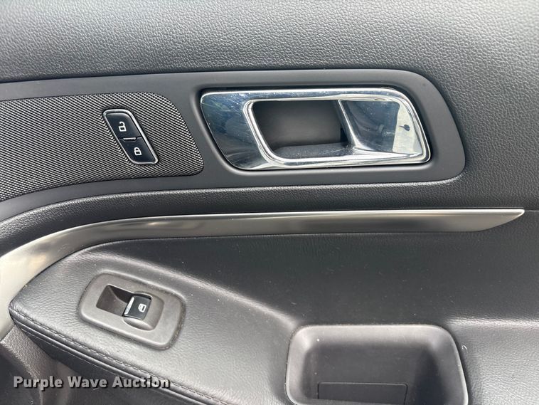 image for item EV2901 2015 Ford Explorer Police SUV