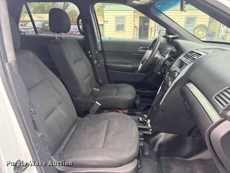 image for item EV2901 2015 Ford Explorer Police SUV