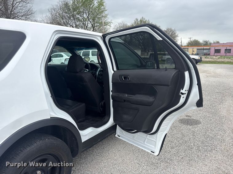 image for item EV2901 2015 Ford Explorer Police SUV