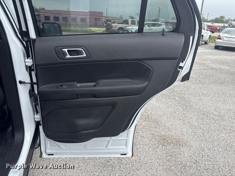 image for item EV2901 2015 Ford Explorer Police SUV