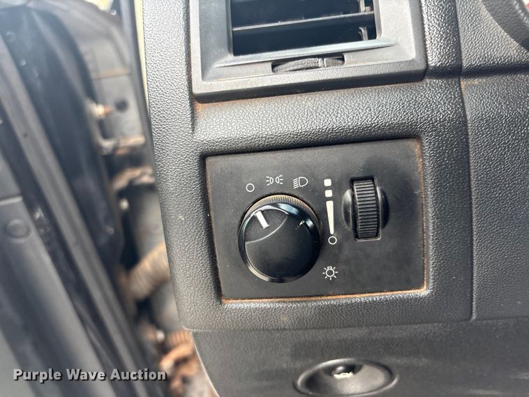 image for item EV2902 2010 Dodge Charger 