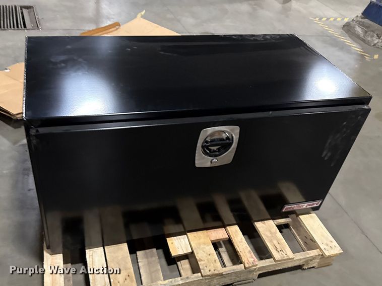 image for item EV7521 (4) Weather Guard toolboxes