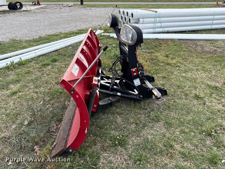 image for item EV7655 The Boss 8' Super Tripedge snow plow