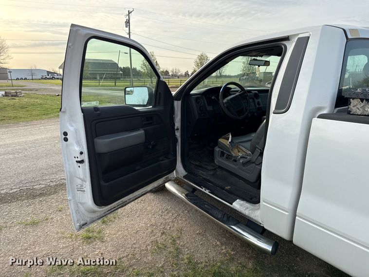 image for item EV7656 2011 Ford F150 pickup truck