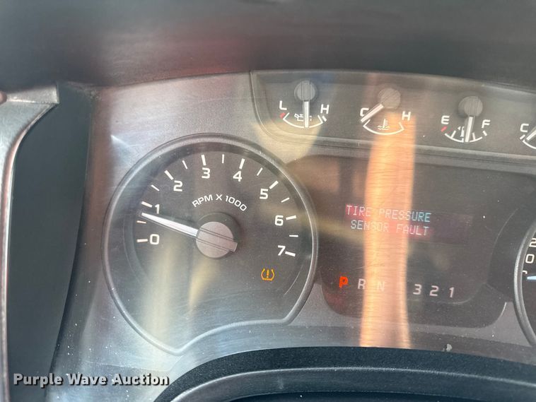 image for item EV7656 2011 Ford F150 pickup truck