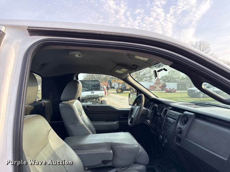 image for item EV7656 2011 Ford F150 pickup truck