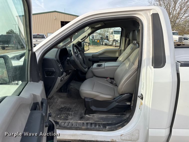 image for item EV7657 2020 Ford F150 pickup truck