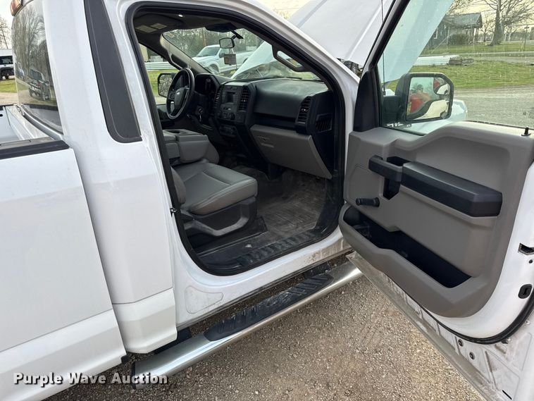 image for item EV7657 2020 Ford F150 pickup truck