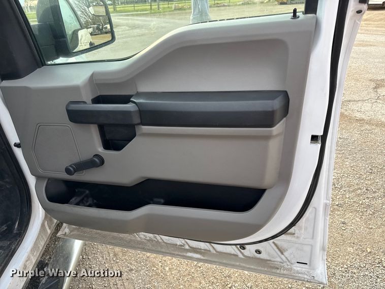 image for item EV7657 2020 Ford F150 pickup truck