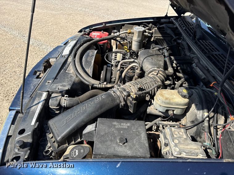 image for item EV7667 2003 Chevrolet Blazer SUV