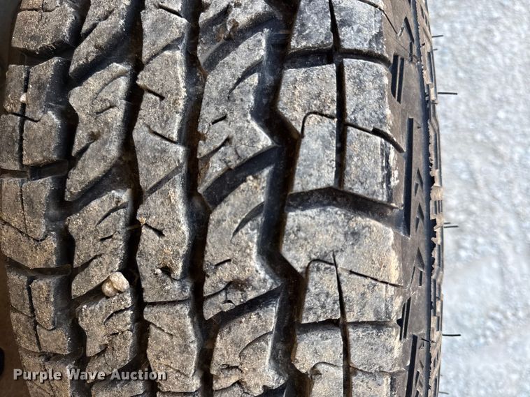 image for item EV7667 2003 Chevrolet Blazer SUV