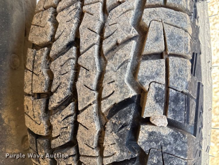 image for item EV7667 2003 Chevrolet Blazer SUV