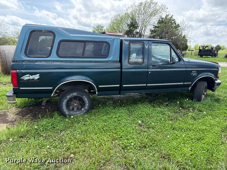 image for item EV7705 1995 Ford F-150 Ext. Cab pickup truck