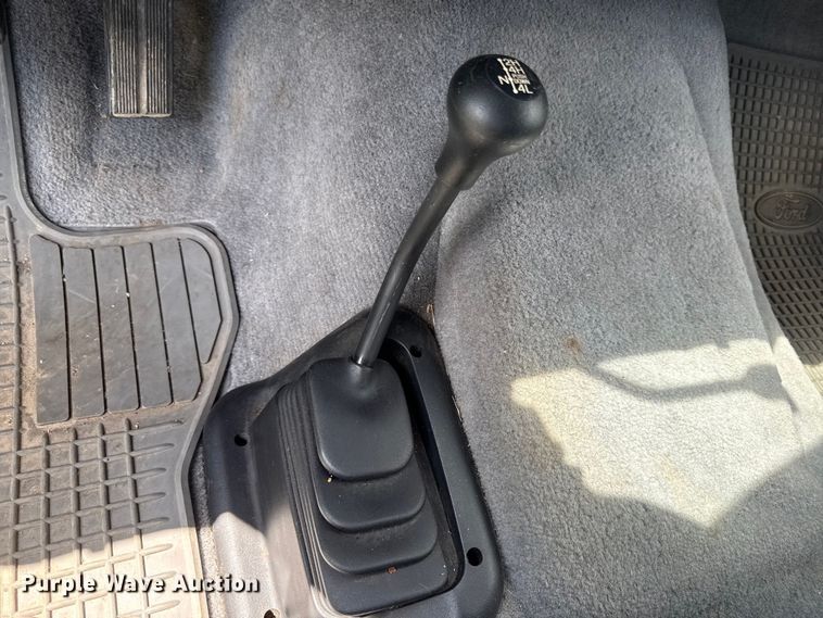image for item EV7705 1995 Ford F-150 Ext. Cab pickup truck