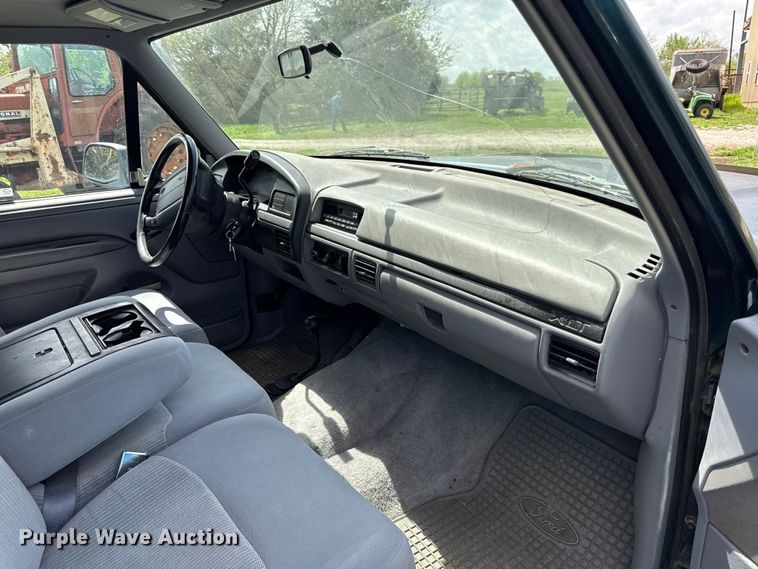 image for item EV7705 1995 Ford F-150 Ext. Cab pickup truck