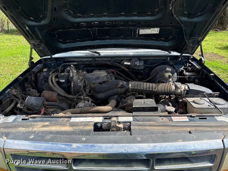 image for item EV7705 1995 Ford F-150 Ext. Cab pickup truck