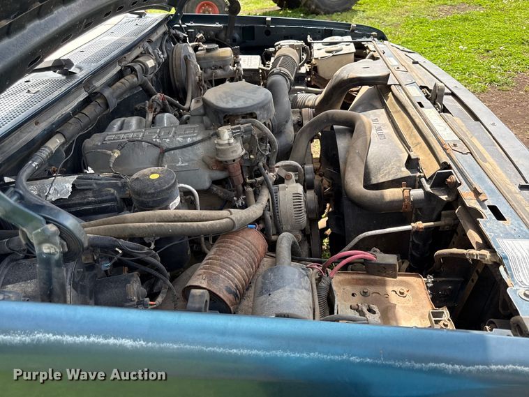 image for item EV7705 1995 Ford F-150 Ext. Cab pickup truck