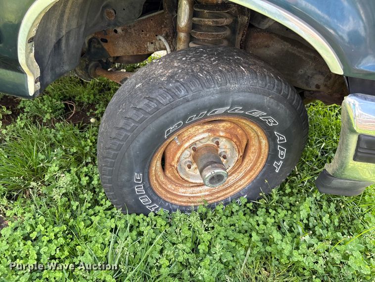 image for item EV7705 1995 Ford F-150 Ext. Cab pickup truck