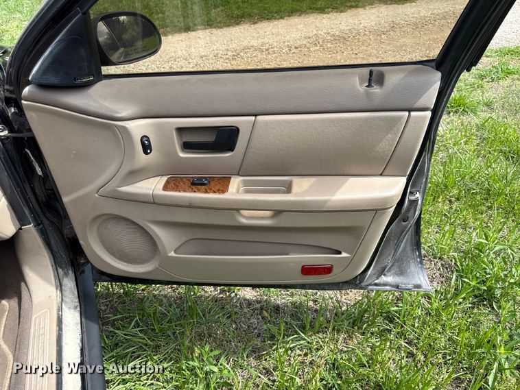 image for item EV7706 2003 Ford Taurus 