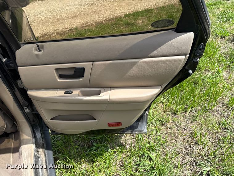 image for item EV7706 2003 Ford Taurus 