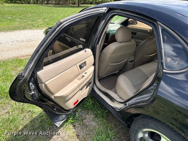 image for item EV7706 2003 Ford Taurus 