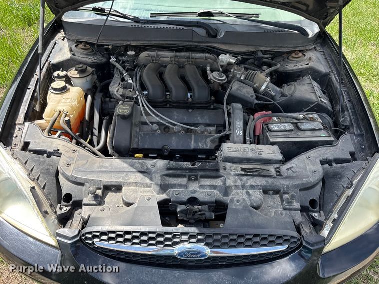 image for item EV7706 2003 Ford Taurus 
