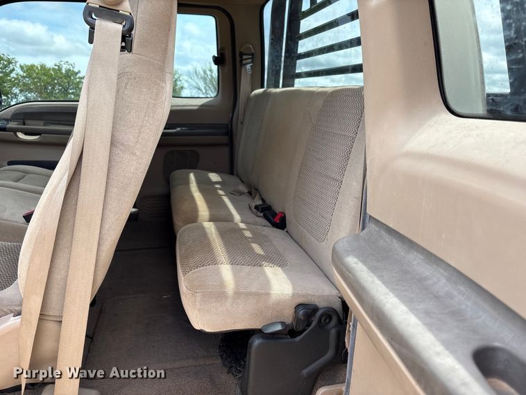 image for item EW1499 2001 Ford F250 Super Duty bale bed pickup truck